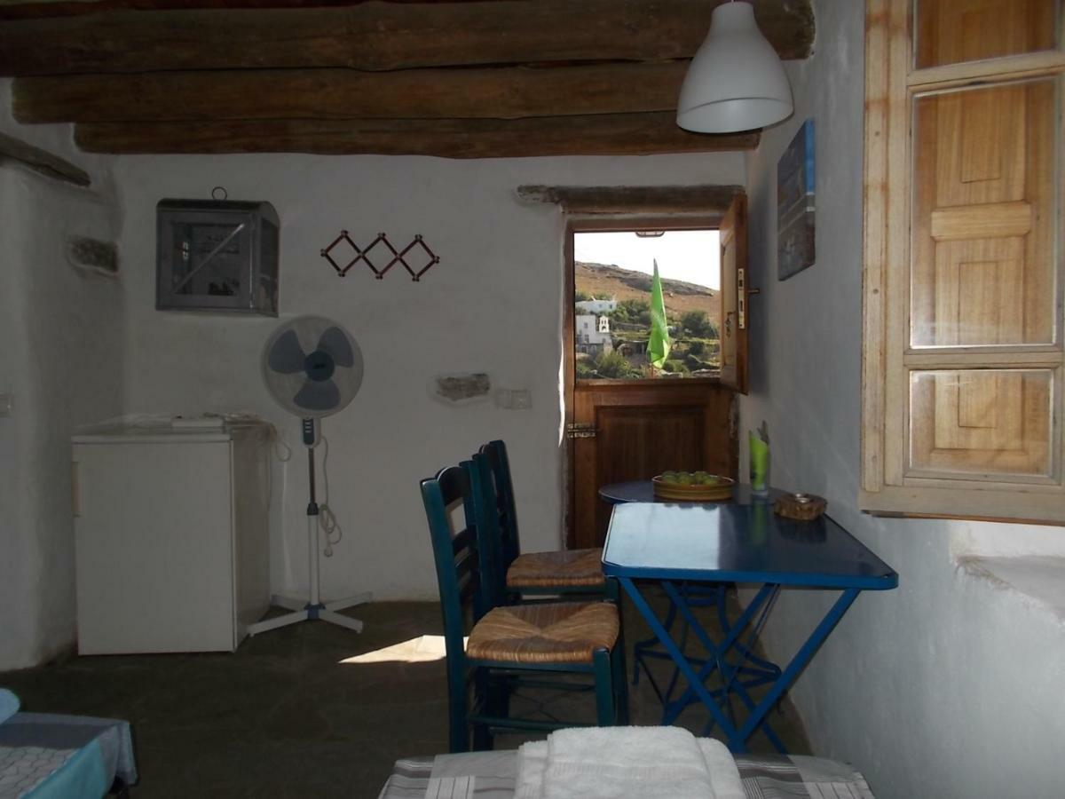 Cyclades Olive Museum'S Guest House Pitrofos Eksteriør billede